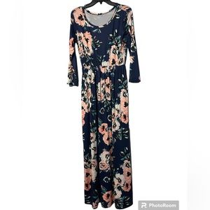Floral Maxi Dress - Size Small